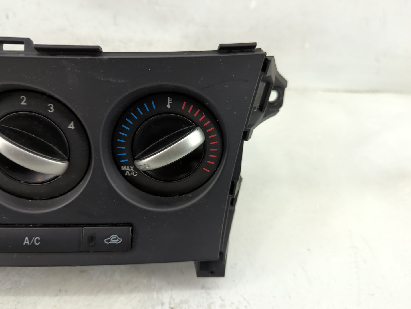 2013 Mazda 3 Climate Control Module Temperature AC/Heater Replacement P/N:BGV5 Fits OEM Used Auto Parts - Oemusedautoparts1.