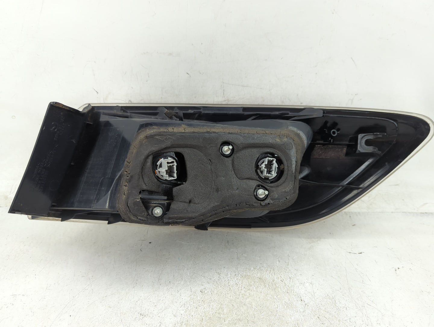 2010-2013 Mazda 3 Driver Left Side Deck Lid Mounted Tail Light - Oemusedautoparts1.com