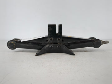 2013 Mazda 5 Spare Scissor Car Jack - Oemusedautoparts1.com