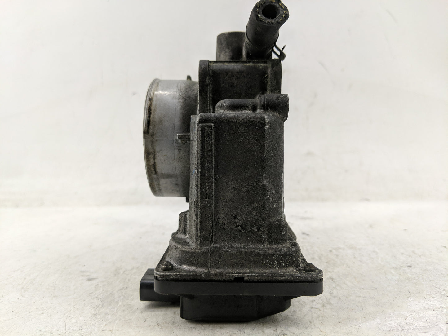 2009-2013 Mazda 6 Throttle Body P/N:9B4G-9F991 A Fits Fits 2009 2010 2011 2012 2013 2014 2015 2016 2017 OEM Used Auto Parts 