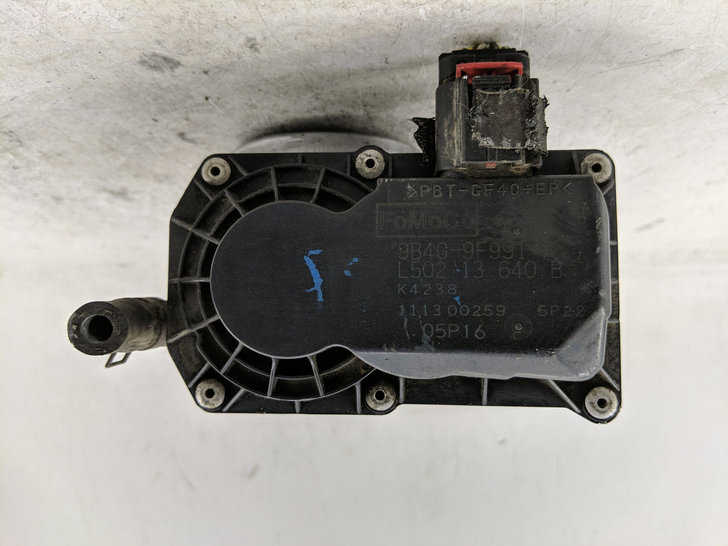 2009-2013 Mazda 6 Throttle Body P/N:9B4G-9F991 A Fits Fits 2009 2010 2011 2012 2013 2014 2015 2016 2017 OEM Used Auto Parts 