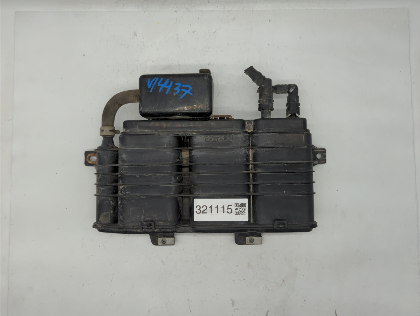 2013 Mazda 6 Fuel Vapor Charcoal Canister - Oemusedautoparts1.com