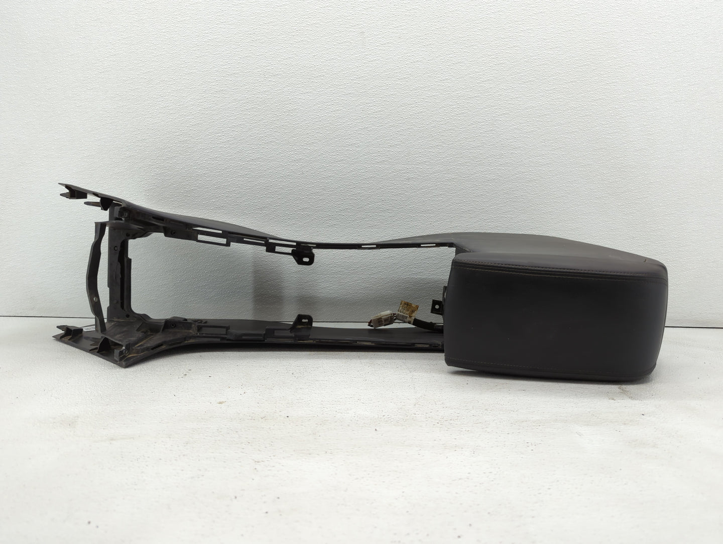 2009-2013 Mazda 6 Overhead Roof Console Interior Dome Light - Oemusedautoparts1.com