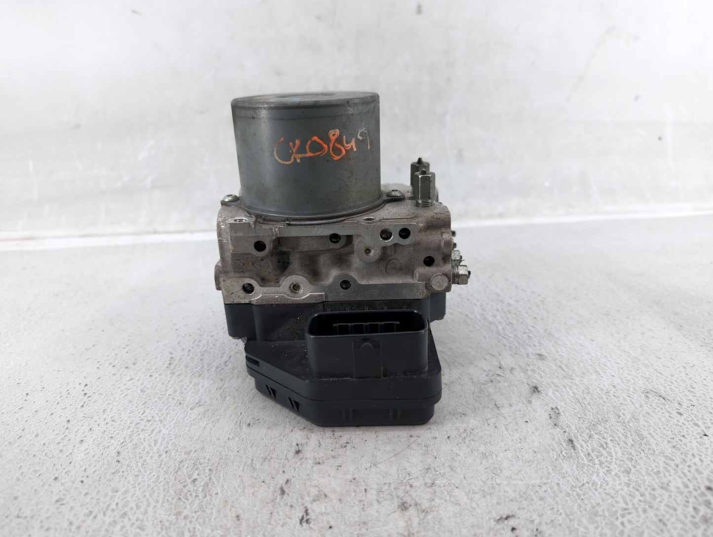 2011-2013 Mazda 6 ABS Pump Control Module Replacement P/N:133800-9355 GEG1-437A0 Fits Fits 2011 2012 2013 OEM Used Auto Part
