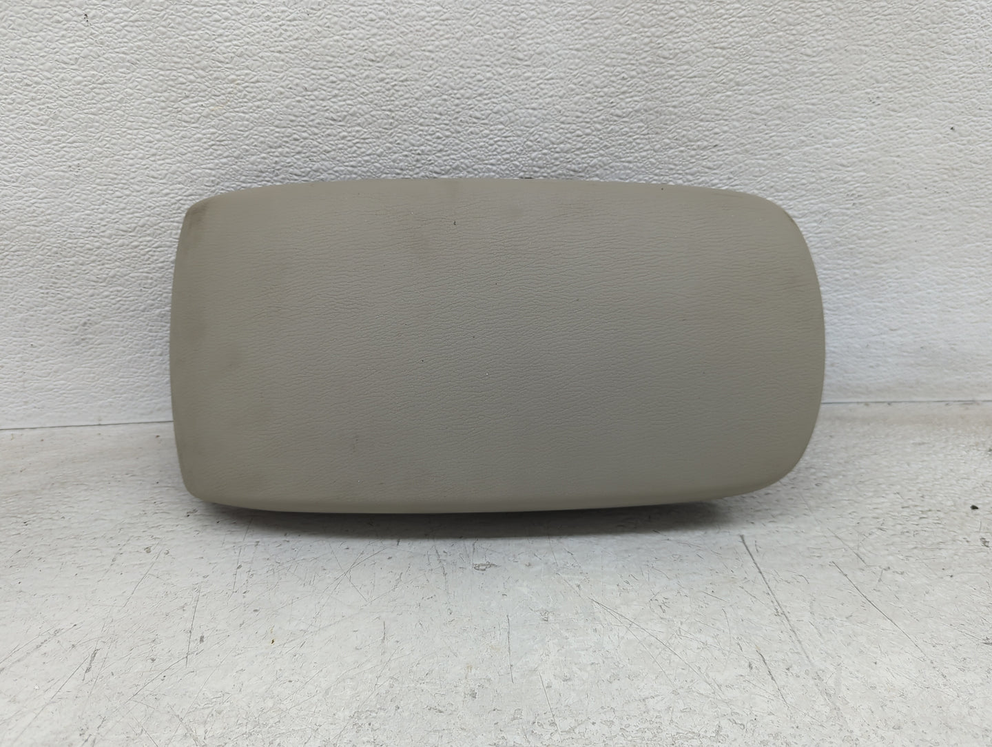 2013 Mazda Cx-5 Center Console Armrest Cover Lid Fits OEM Used Auto Parts - Oemusedautoparts1.com