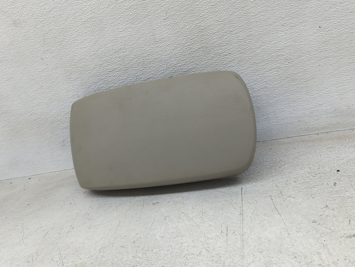2013 Mazda Cx-5 Center Console Armrest Cover Lid Fits OEM Used Auto Parts - Oemusedautoparts1.com