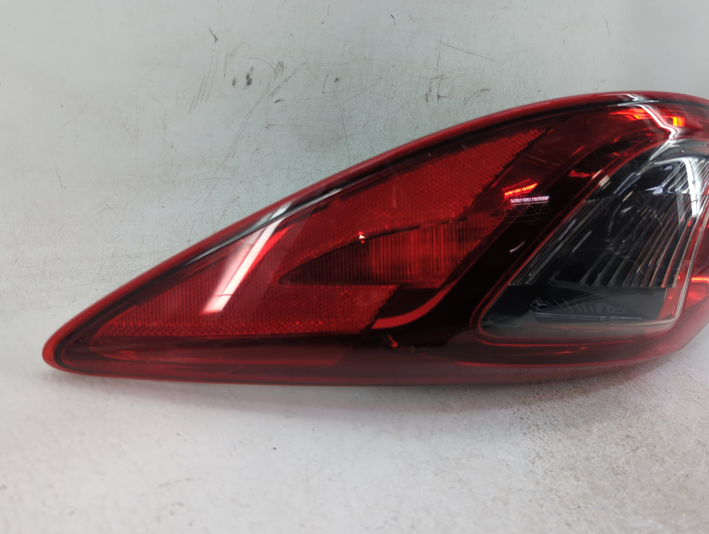 2013-2016 Mazda Cx-5 Tail Light Assembly Passenger Right OEM Fits Fits 2013 2014 2015 2016 OEM Used Auto Parts - Oemusedauto