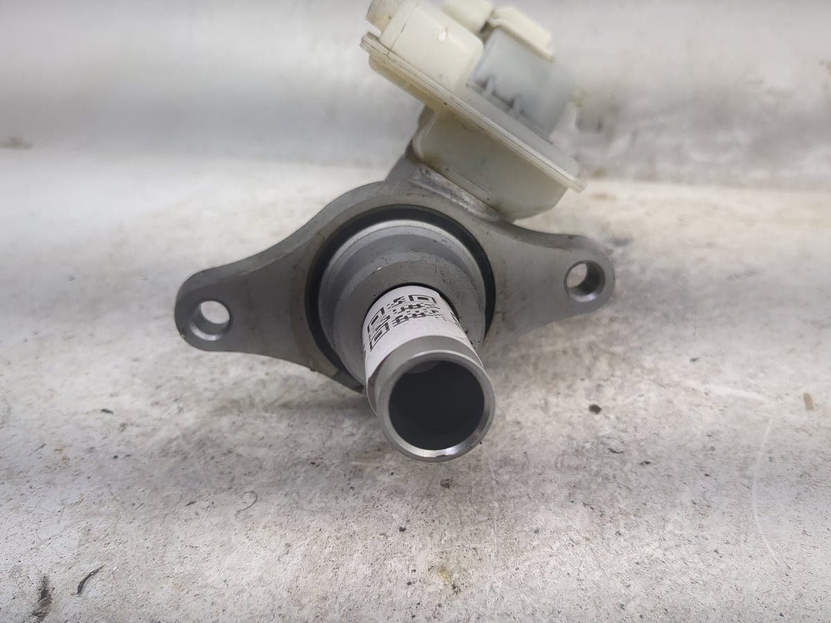2013 Mazda Cx-5 Brake Master Cylinder - Oemusedautoparts1.com