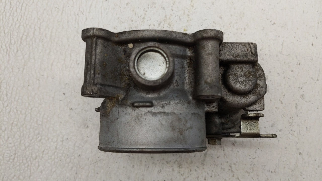 2013-2014 Mazda Cx-5 Throttle Body P/N:PE01 13 640 A PE01 13 640 B, 152009S18, 640 K4238 6R26 Fits Fits 2012 2013 2014 OEM U