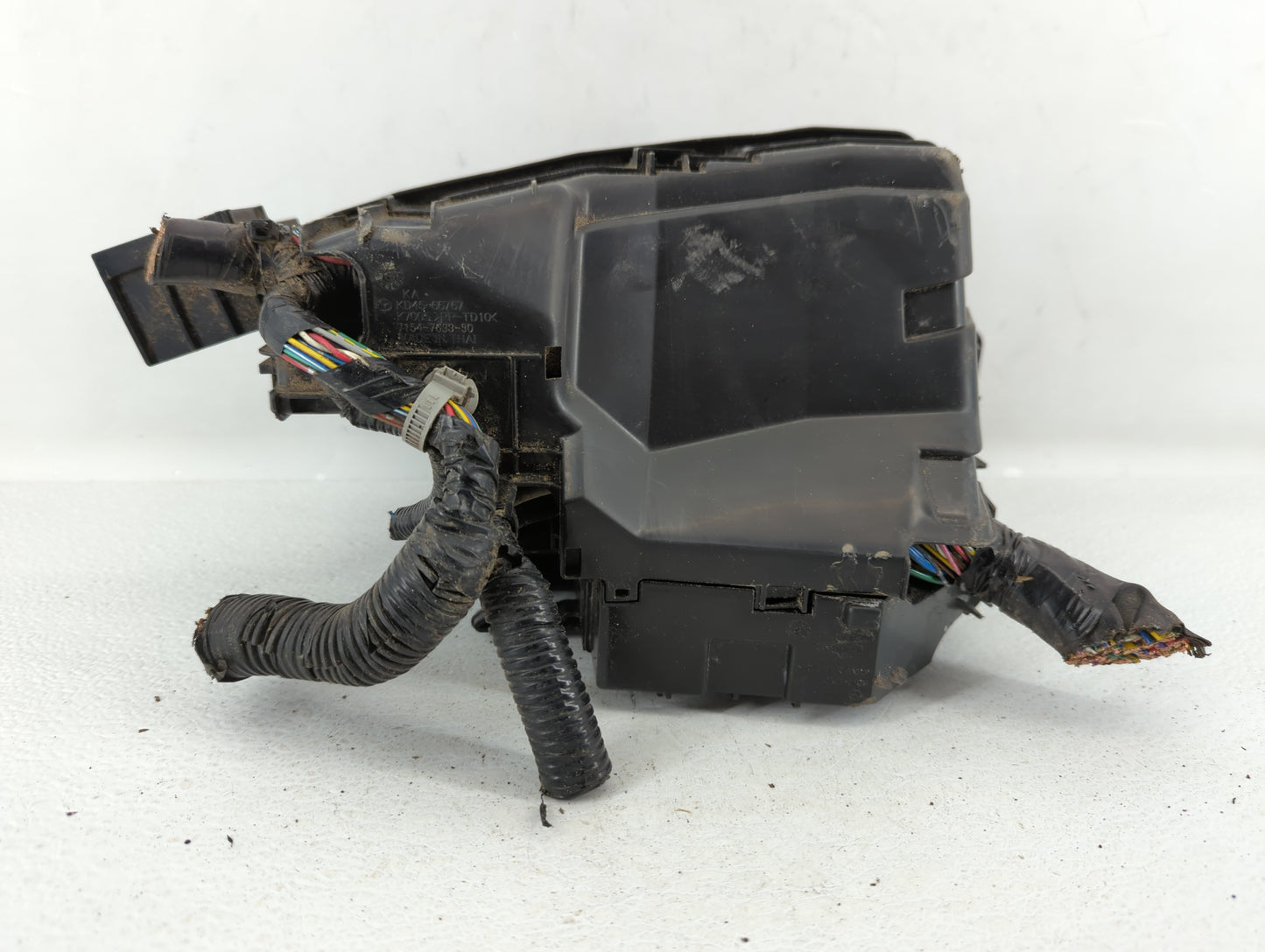 2013-2022 Mazda Cx-5 Fusebox Fuse Box Panel Relay Module P/N:KD45 66760 Fits OEM Used Auto Parts - Oemusedautoparts1.com