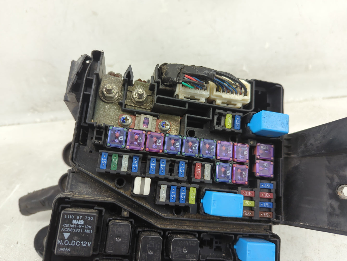 2013-2015 Mazda Cx-9 Fusebox Fuse Box Panel Relay Module Fits Fits 2013 2014 2015 OEM Used Auto Parts - Oemusedautoparts1.co