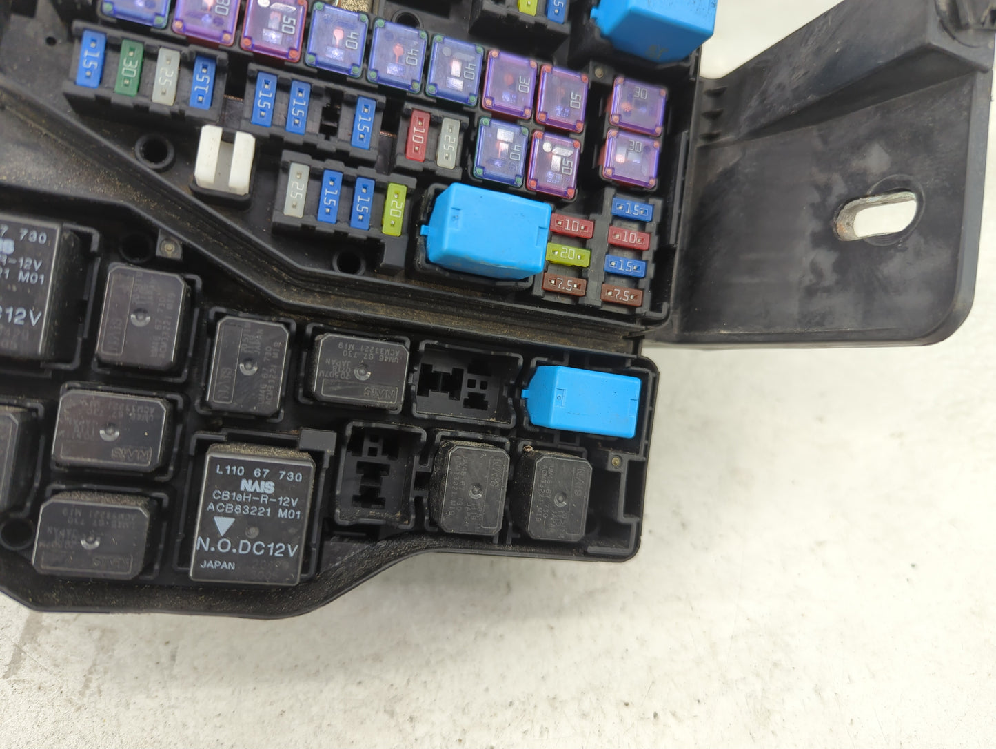 2013-2015 Mazda Cx-9 Fusebox Fuse Box Panel Relay Module Fits Fits 2013 2014 2015 OEM Used Auto Parts - Oemusedautoparts1.co