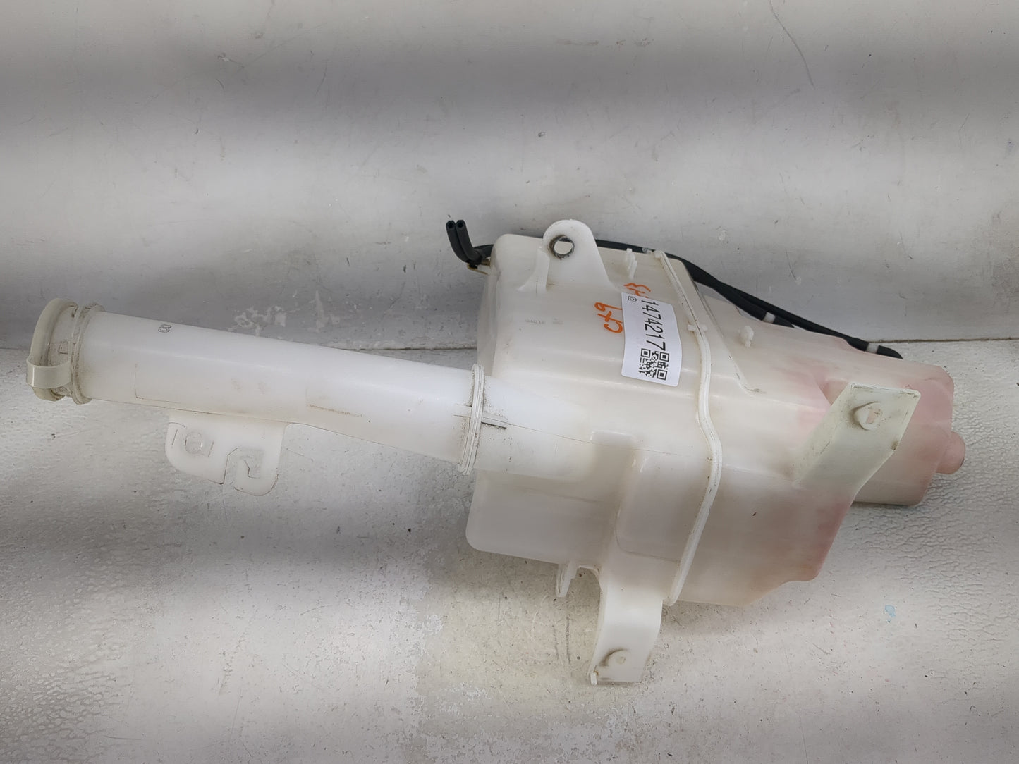 2007-2015 Mazda Cx-9 Windshield Washer Fluid Reservoir Bottle Oem - Oemusedautoparts1.com