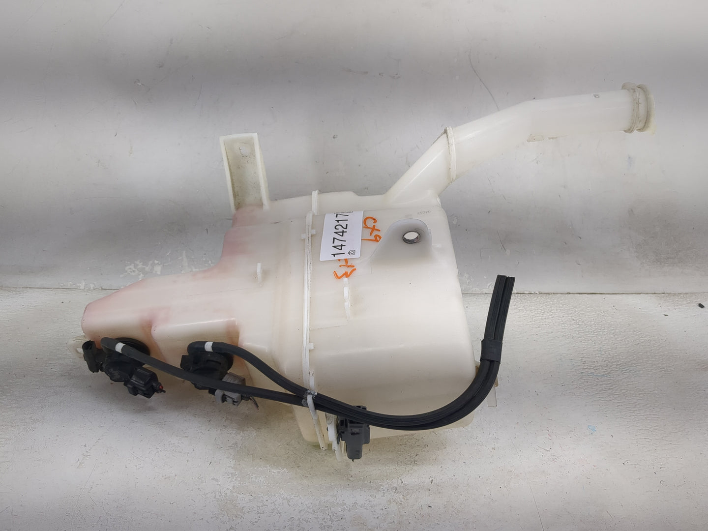 2007-2015 Mazda Cx-9 Windshield Washer Fluid Reservoir Bottle Oem - Oemusedautoparts1.com