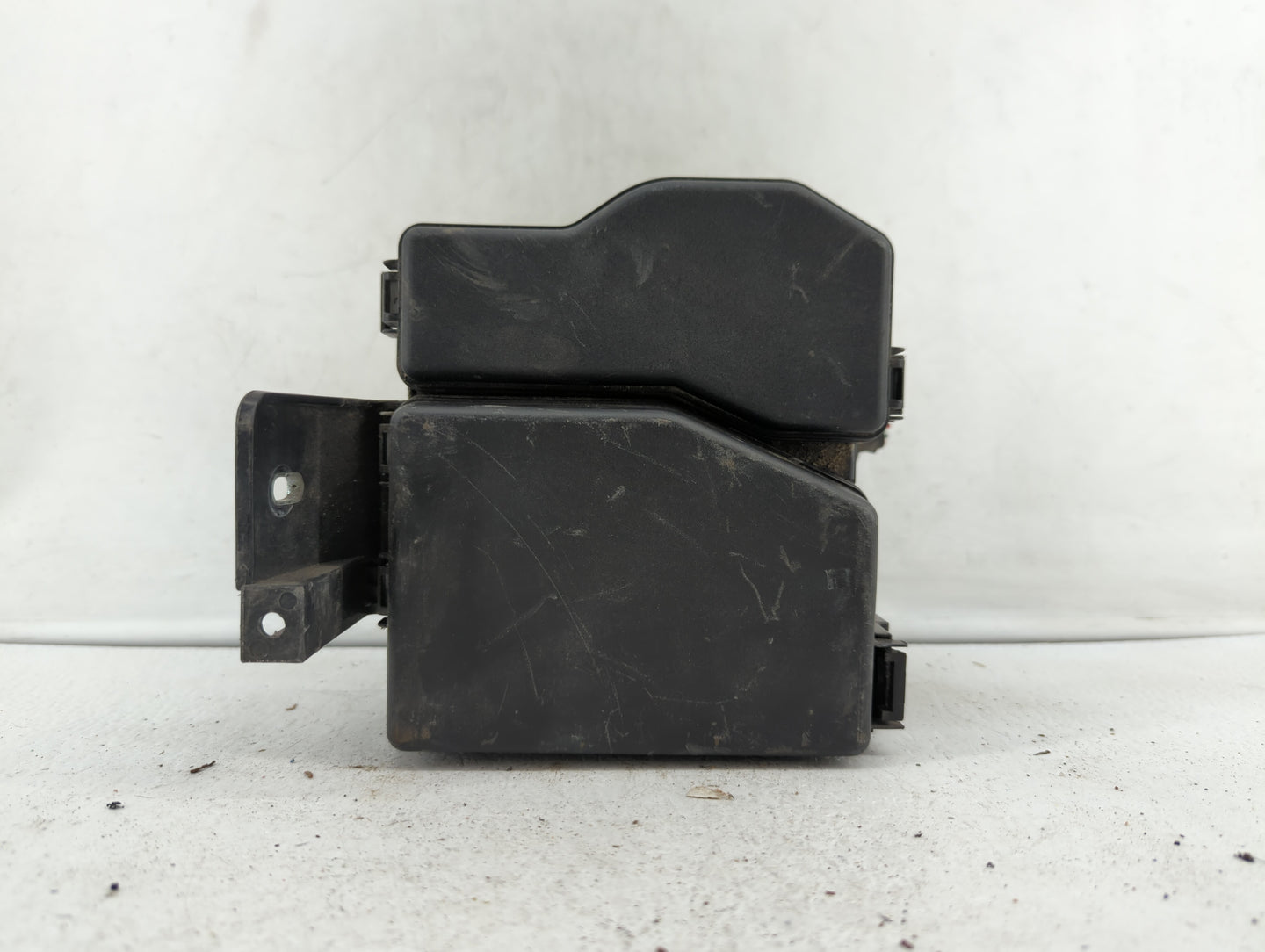 2013-2015 Mazda Cx-9 Fusebox Fuse Box Panel Relay Module P/N:TK24-66760 Fits Fits 2013 2014 2015 OEM Used Auto Parts - Oemus