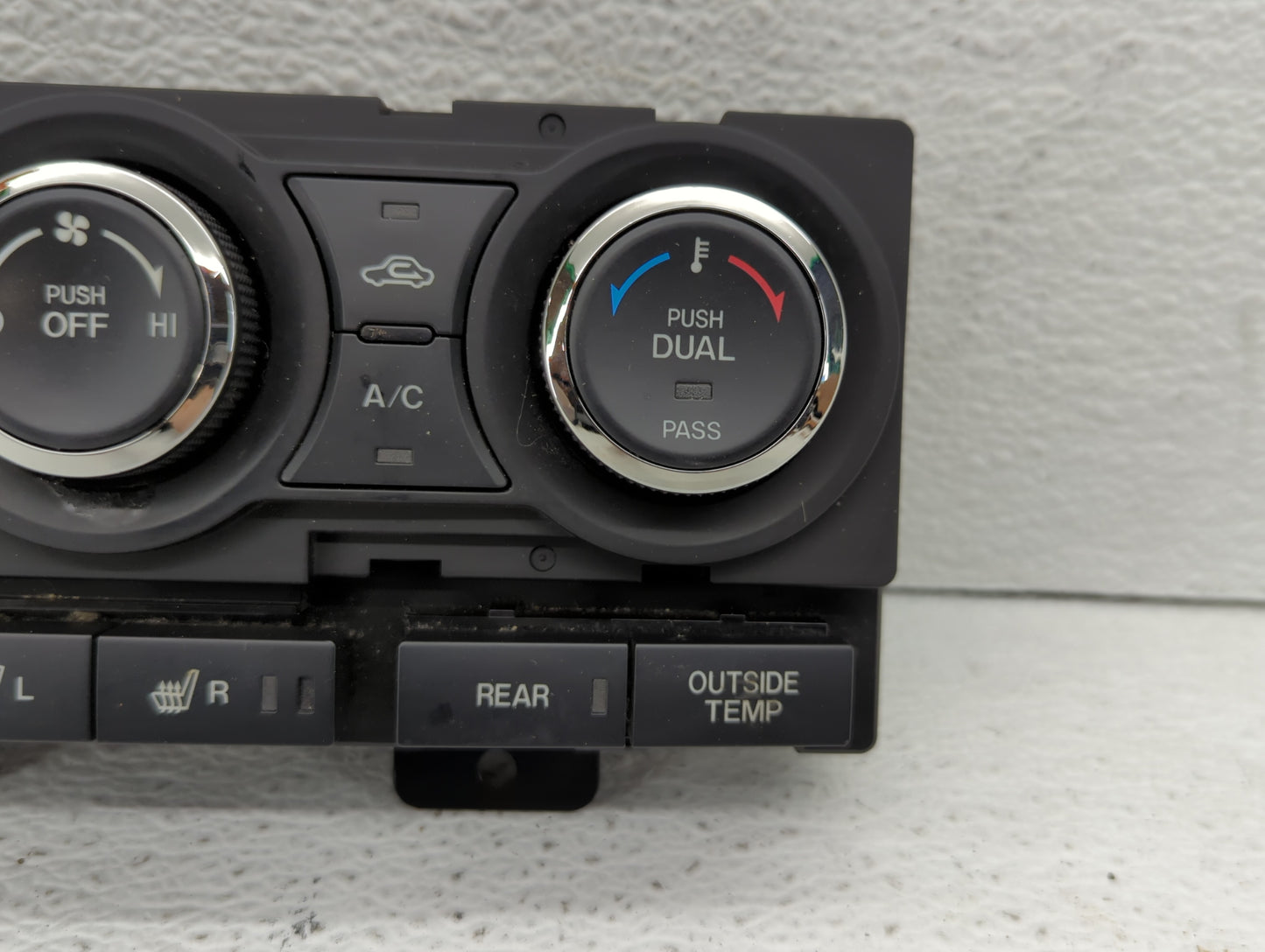 2010-2015 Mazda Cx-9 Climate Control Module Temperature AC/Heater Replacement P/N:TE70-61-190 Fits OEM Used Auto Parts - Oem