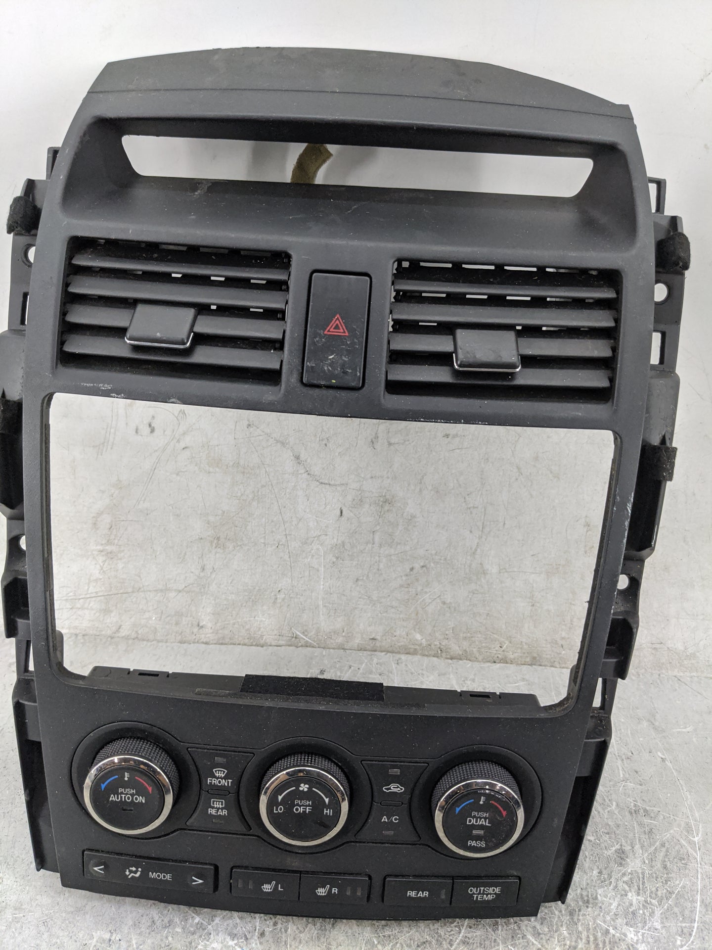 2010-2015 Mazda Cx-9 Climate Control Module Temperature AC/Heater Replacement P/N:TE70-61-190 TE6955211 Fits OEM Used Auto P