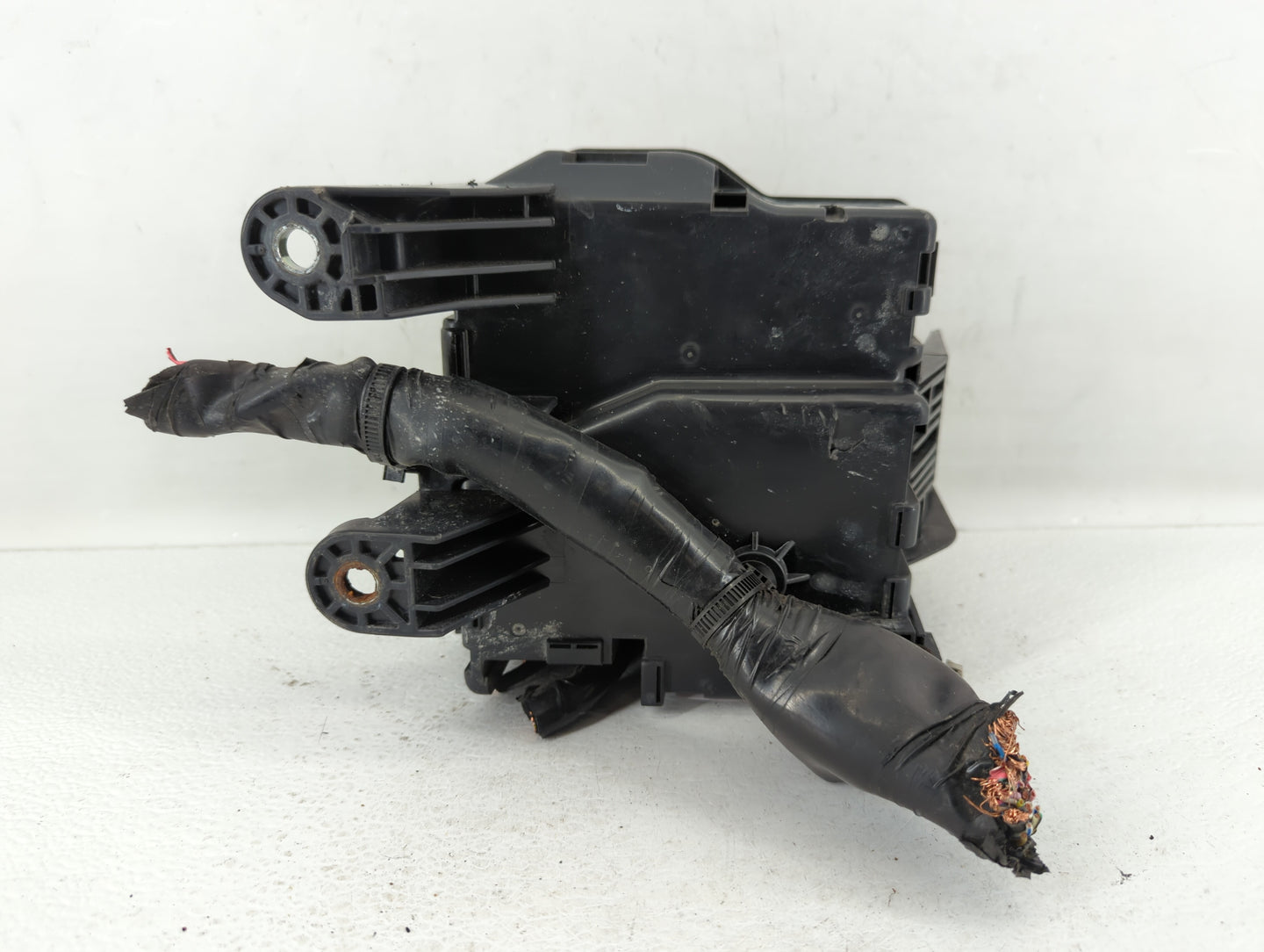 2013-2015 Mazda Cx-9 Fusebox Fuse Box Panel Relay Module P/N:TX23-66760 Fits Fits 2013 2014 2015 OEM Used Auto Parts - Oemus