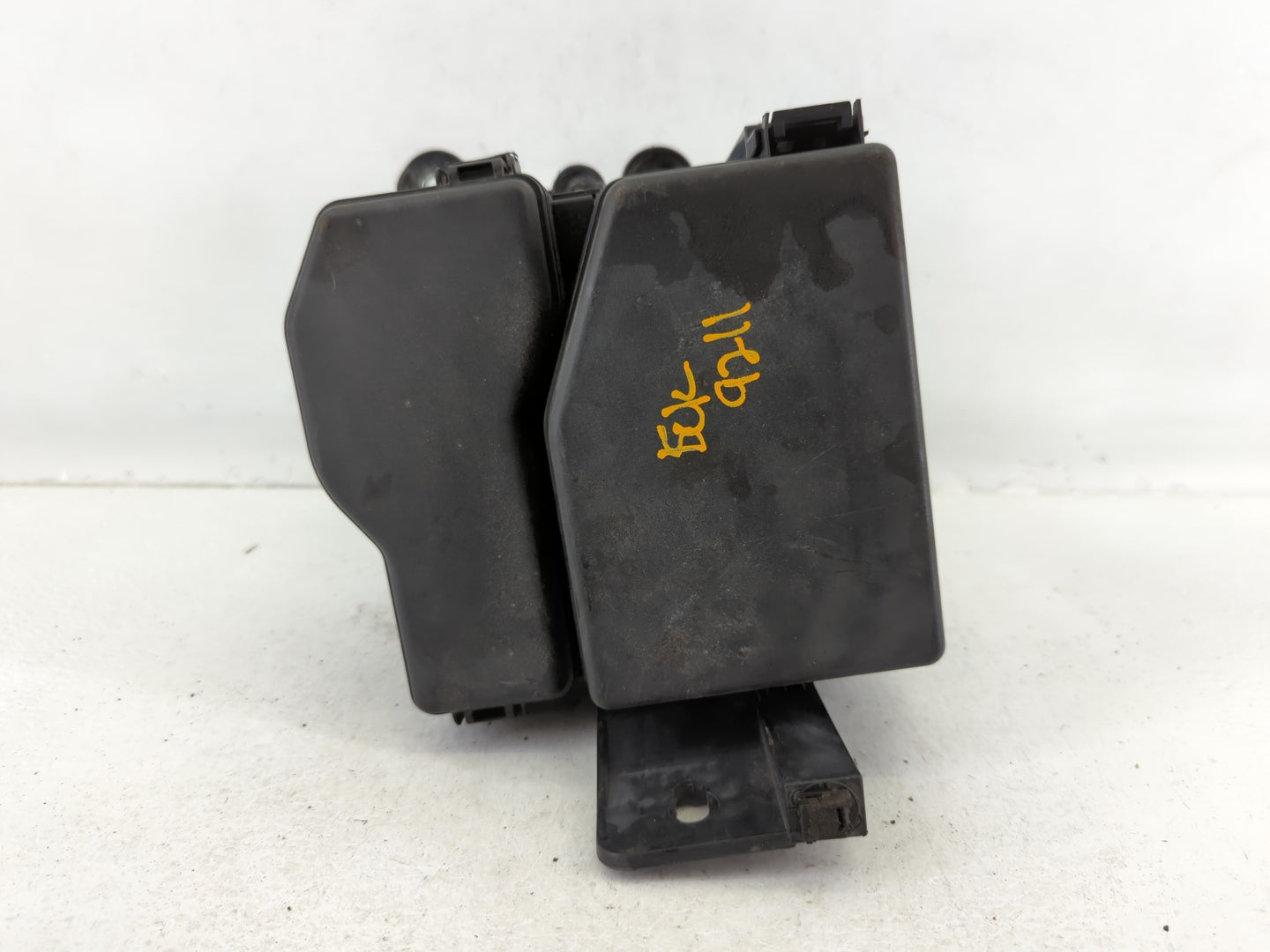 2013-2015 Mazda Cx-9 Fusebox Fuse Box Panel Relay Module P/N:TK24-66760 Fits Fits 2013 2014 2015 OEM Used Auto Parts - Oemus