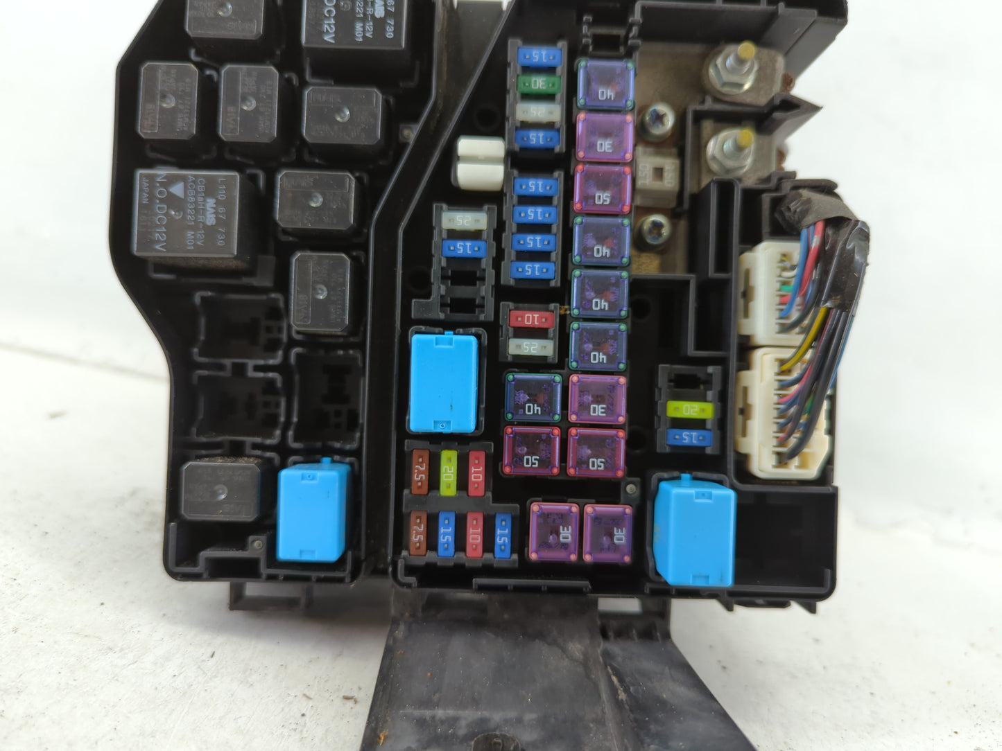 2013-2015 Mazda Cx-9 Fusebox Fuse Box Panel Relay Module P/N:TK24-66760 Fits Fits 2013 2014 2015 OEM Used Auto Parts - Oemus