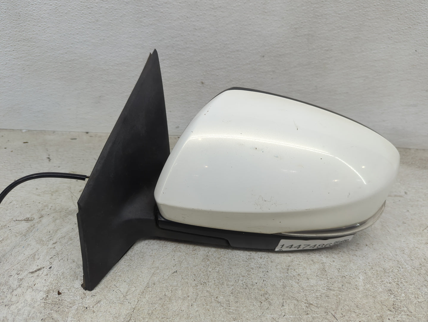 2013 Mazda Cx9 Driver Side View Mirror - Left Door Mirror OEM Used - Oemusedautoparts1.com