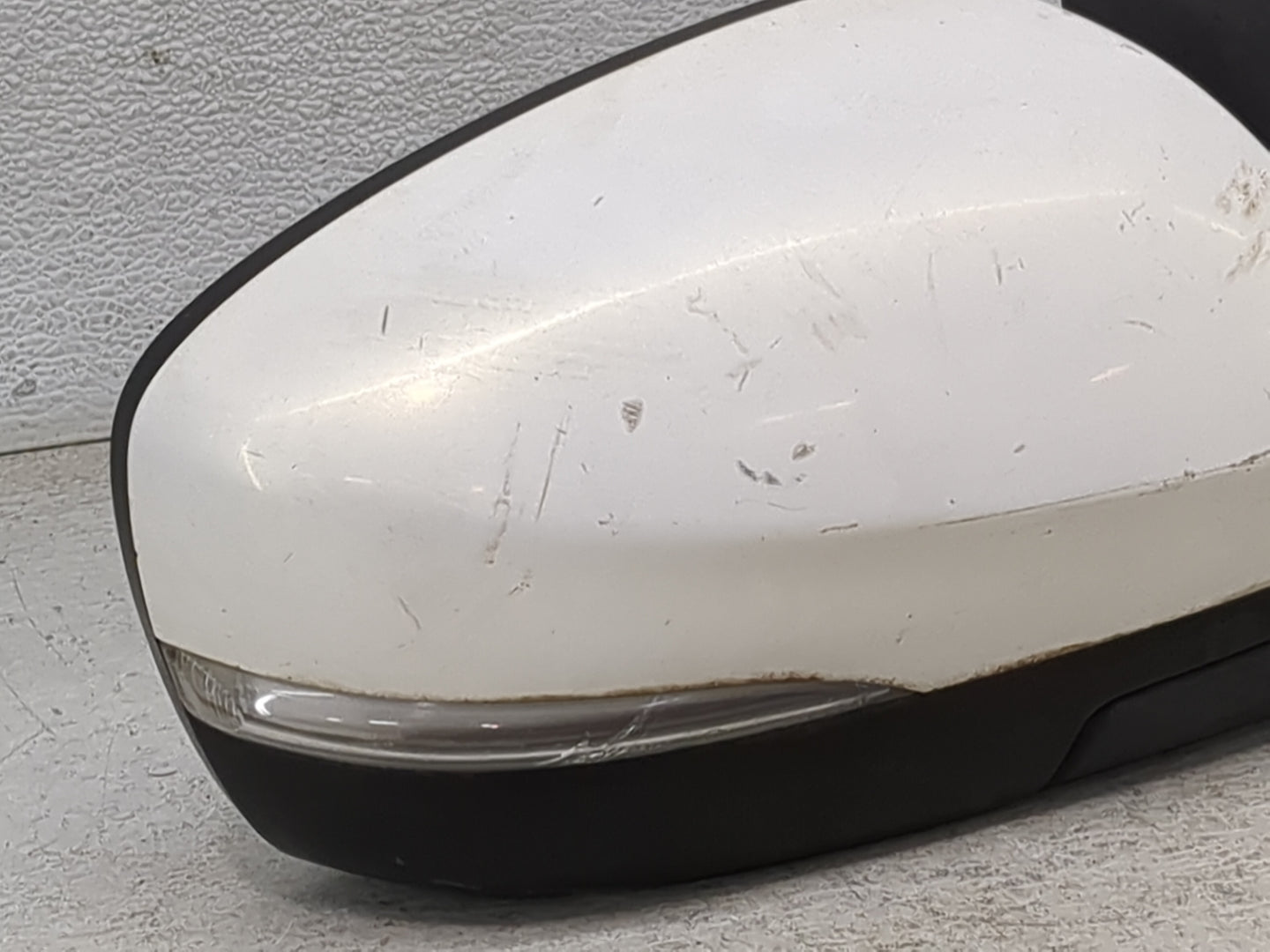 2013 Mazda Cx9 Passenger Side View Mirror - Right Door Mirror OEM Used - Oemusedautoparts1.com