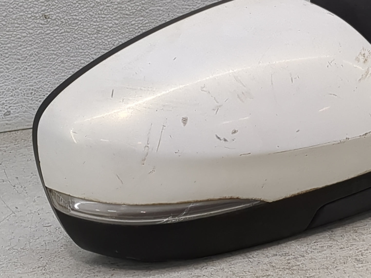 2013 Mazda Cx9 Passenger Side View Mirror - Right Door Mirror OEM Used - Oemusedautoparts1.com