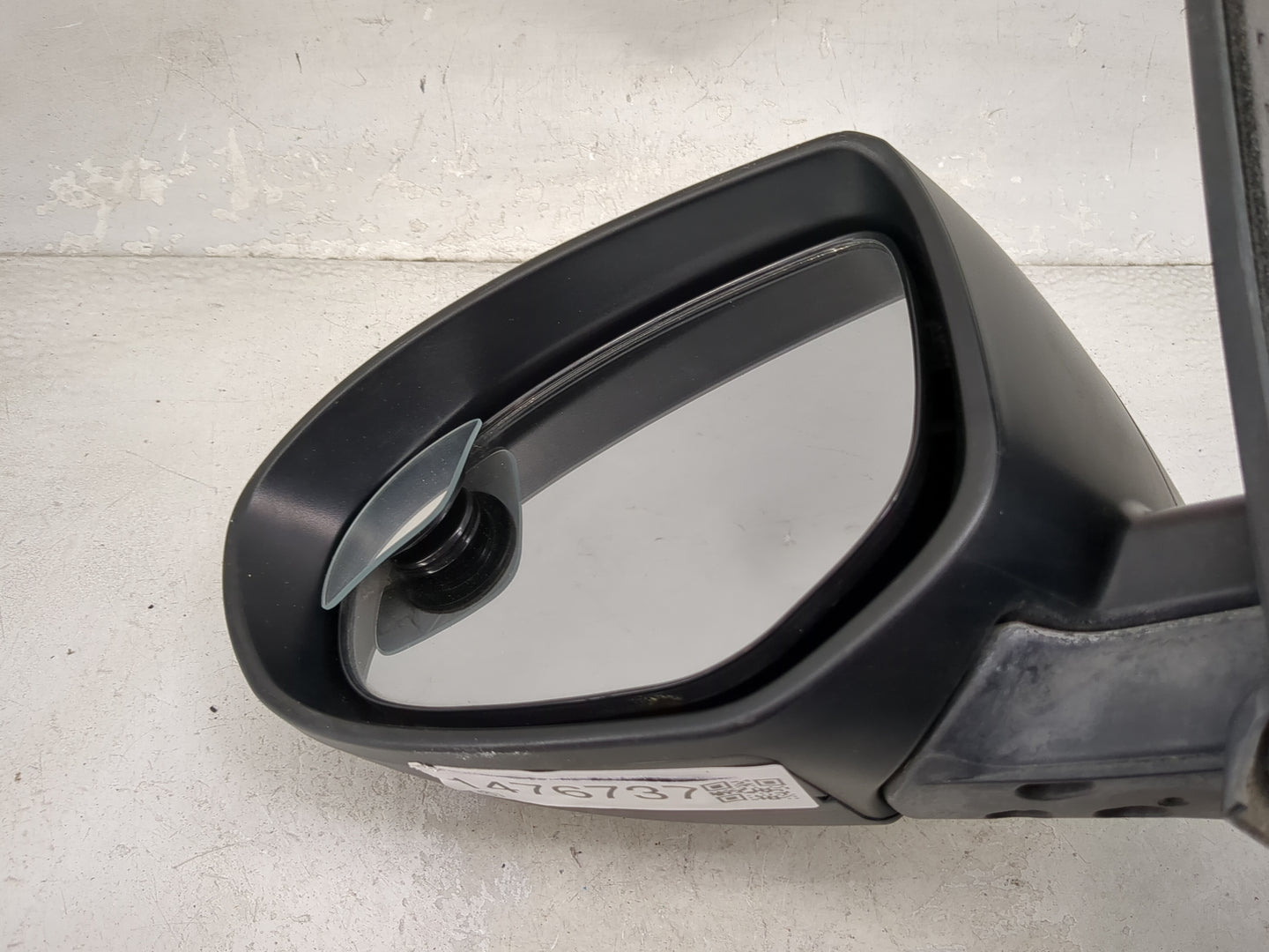 2013 Mazda Mazda3 Driver Side View Mirror - Left Door Mirror OEM Used - Oemusedautoparts1.com