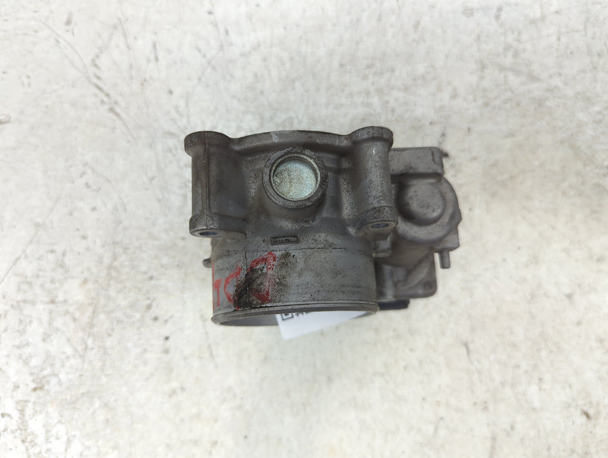 2013 Mazda Mazda3 Throttle Body P/N:1370 13 640 K4238 Fits OEM Used Auto Parts - Oemusedautoparts1.com