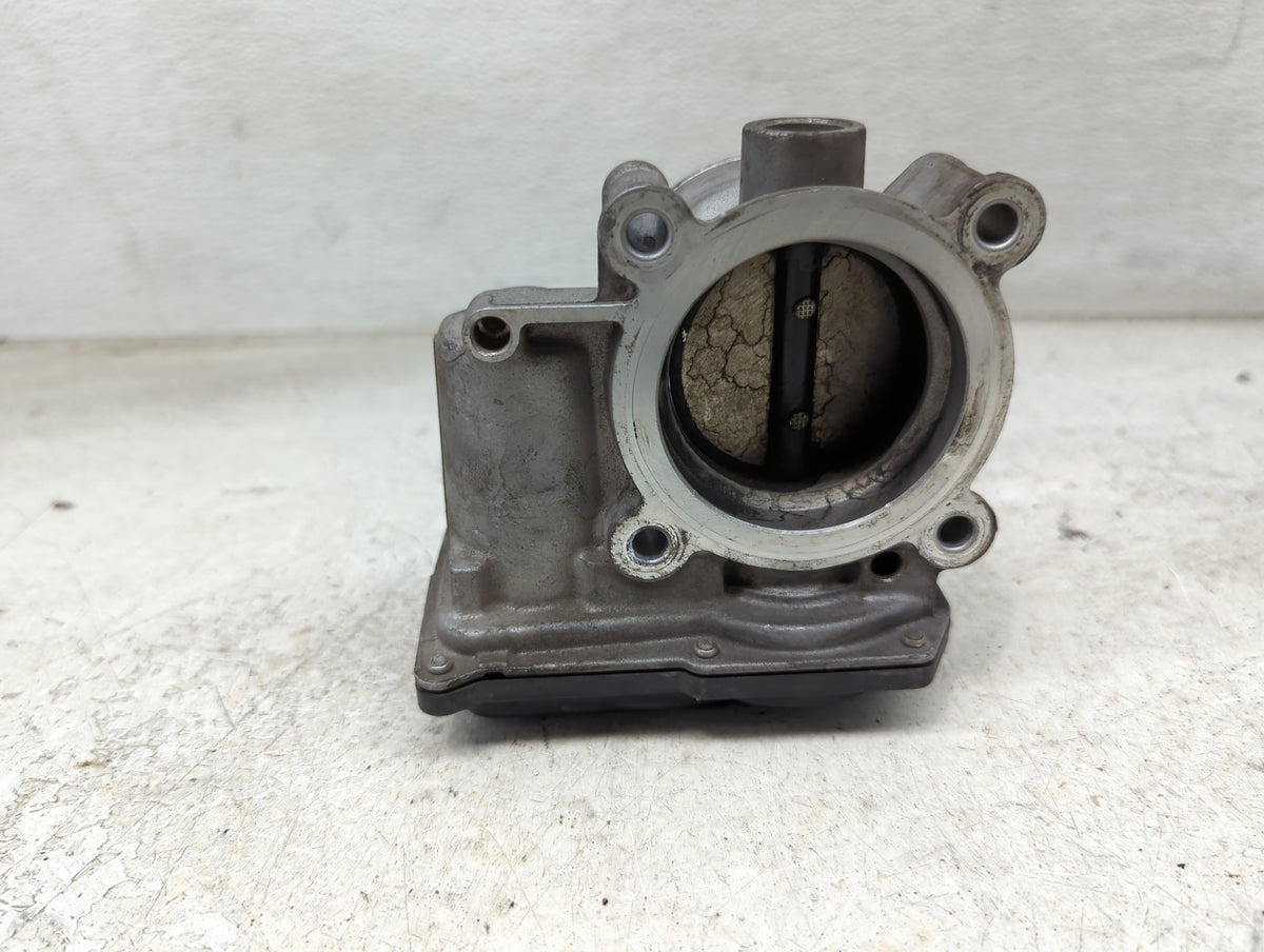 2013 Mazda Mazda3 Throttle Body P/N:1370 13 640 K4238 Fits OEM Used Auto Parts - Oemusedautoparts1.com