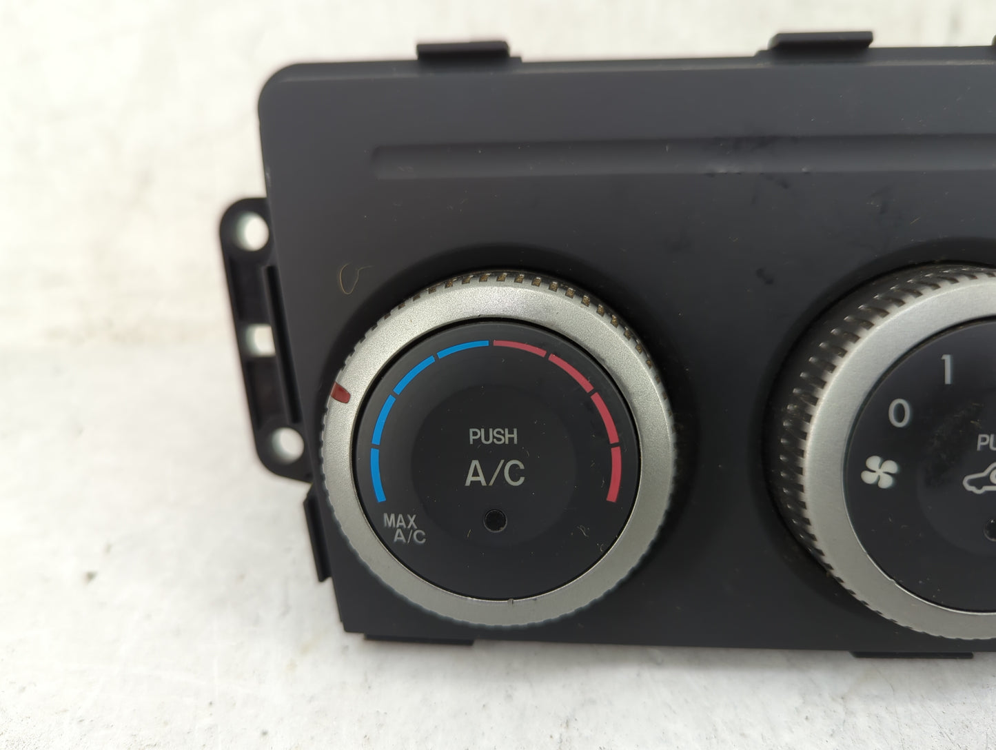 2013 Mazda Mazda6 Climate Control Module Temperature AC/Heater Replacement P/N:M199801 Fits Fits 2009 2010 2011 2012 OEM Use