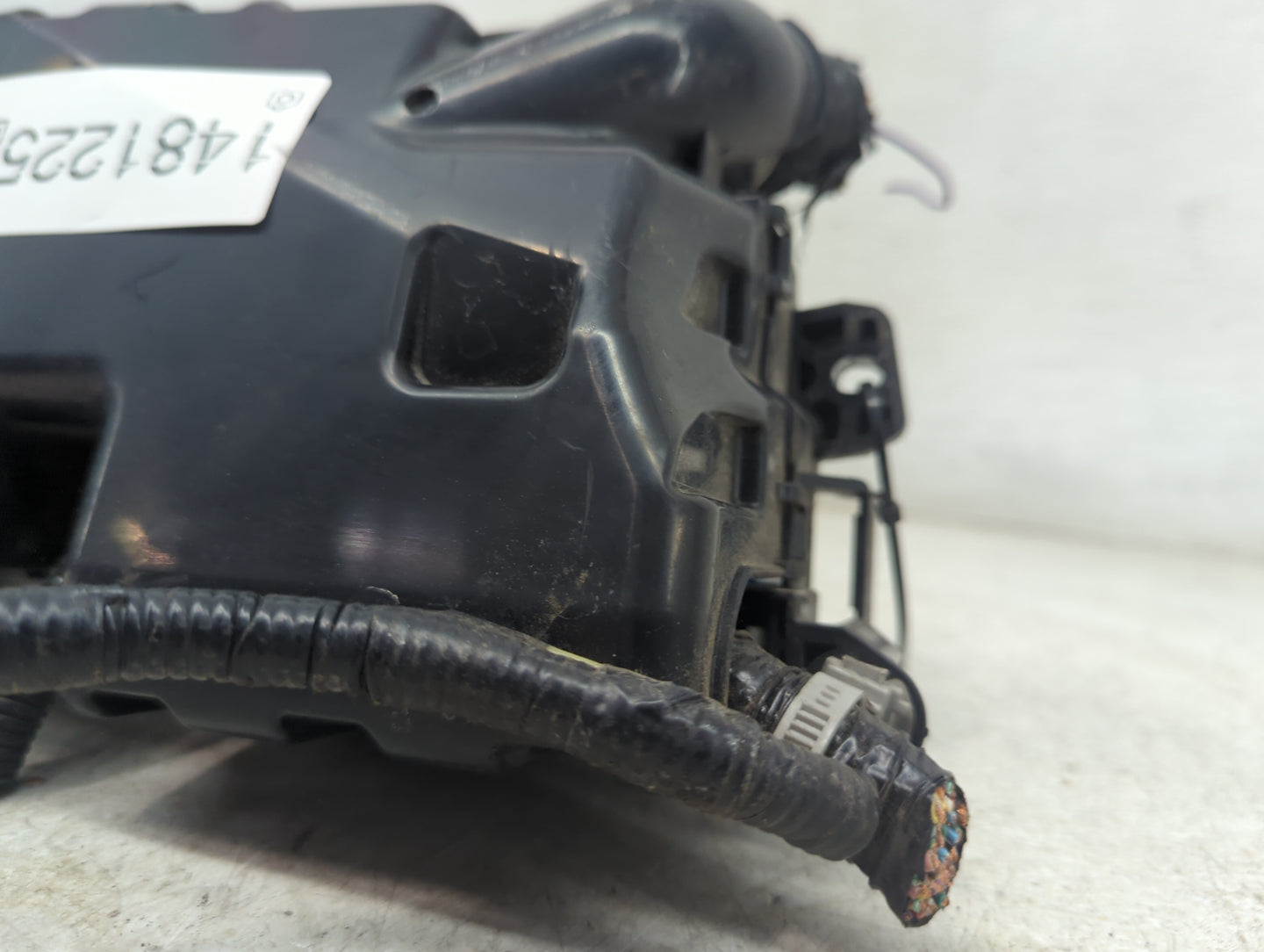 2013 Mazda Mazda 3 Fusebox Fuse Box Panel Relay Module P/N:LF4918 AC835221, K6021, V21514-407-X501 Fits OEM Used Auto Parts 