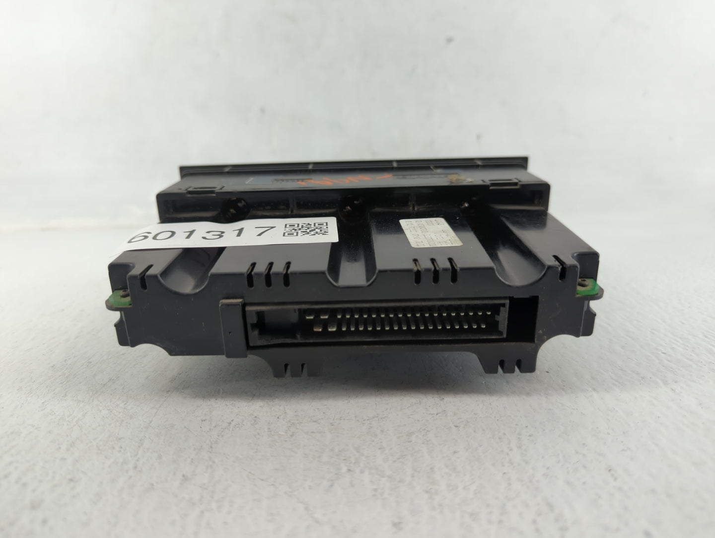 2013 Mercedes-Benz B200 Climate Control Module Temperature AC/Heater Replacement P/N:50-47-592 A069664 Fits OEM Used Auto Pa
