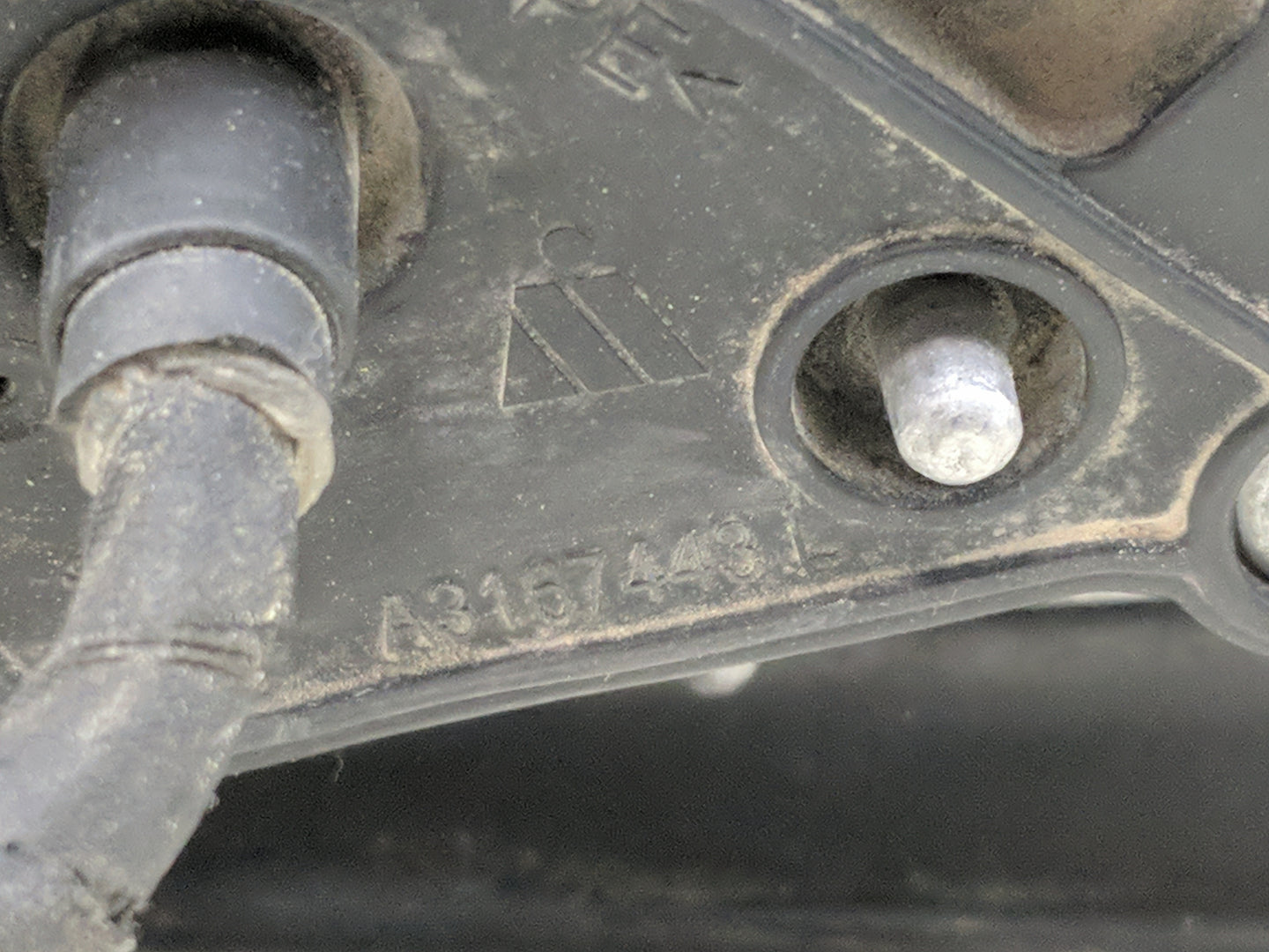 2013 Mercedes-Benz C-Class Driver Side View Mirror - Left Door Mirror OEM Used - Oemusedautoparts1.com