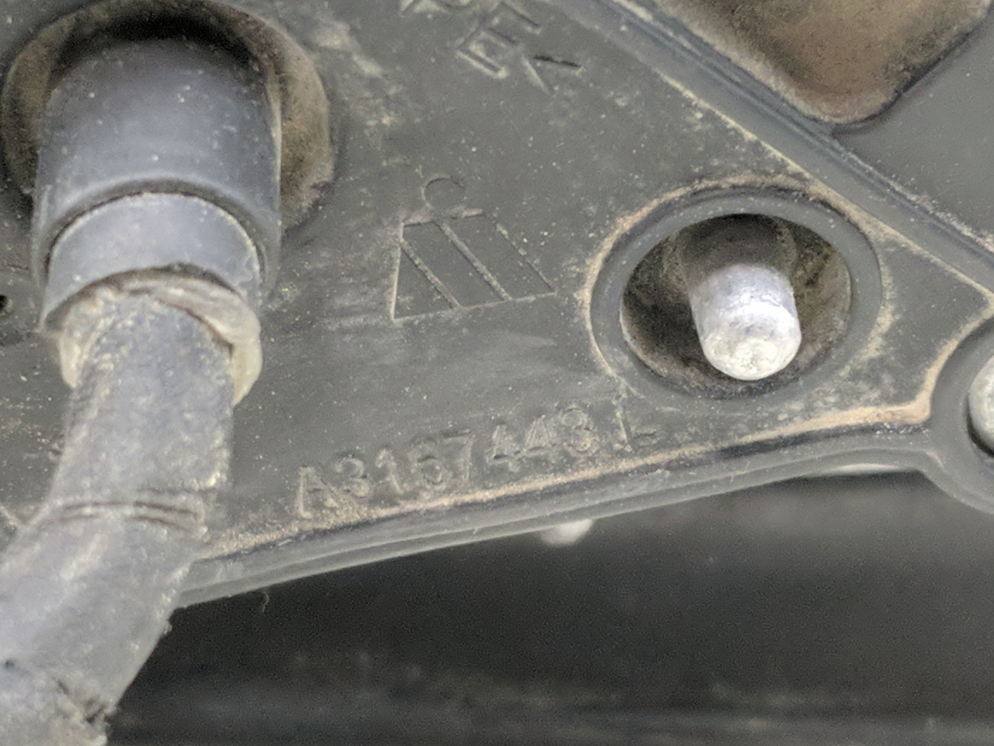 2013 Mercedes-Benz C-Class Driver Side View Mirror - Left Door Mirror OEM Used - Oemusedautoparts1.com