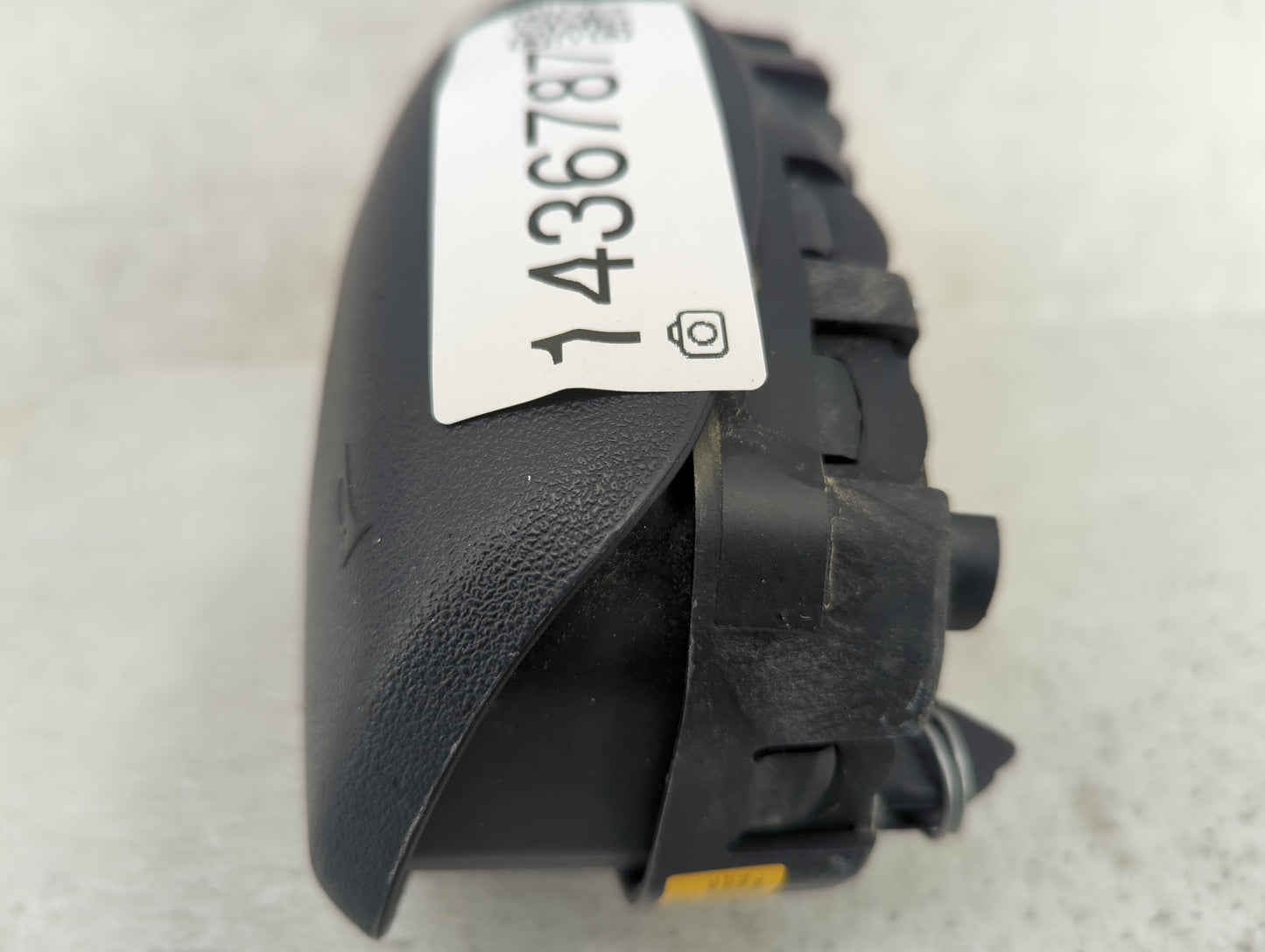 2013 Mercedes-Benz C-Class Air Bag Driver Left Steering Wheel Mounted P/N:306742 Fits Fits 2014 2015 OEM Used Auto Parts - O