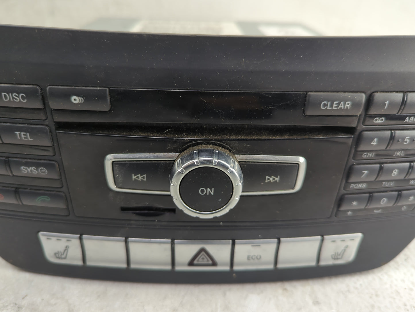 2013 Mercedes-Benz C-Class Radio AM FM Cd Player Receiver Replacement P/N:A2049004911 A2049014103 Fits OEM Used Auto Parts -