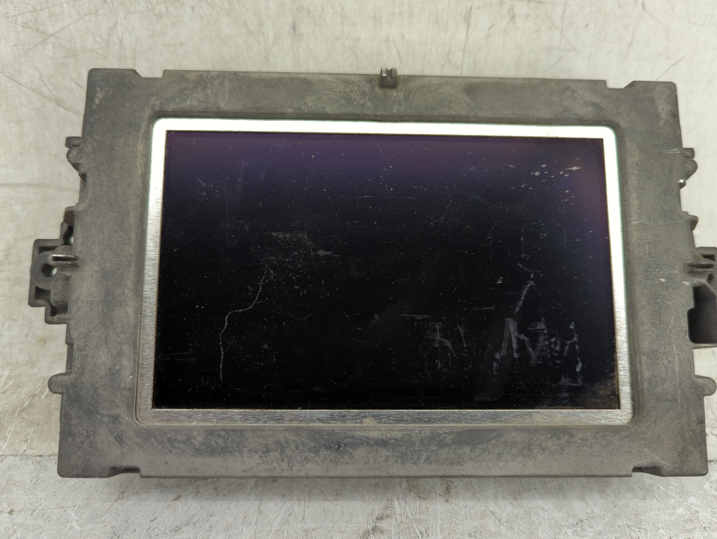 Mercedes-benz C-class Information Display Screen - Oemusedautoparts1.com