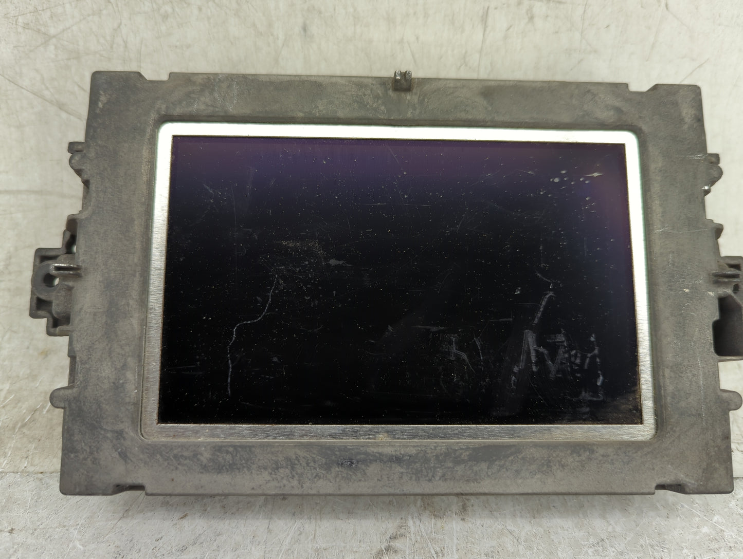 Mercedes-benz C-class Information Display Screen - Oemusedautoparts1.com