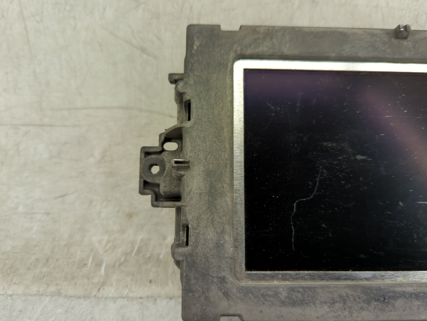 Mercedes-benz C-class Information Display Screen - Oemusedautoparts1.com