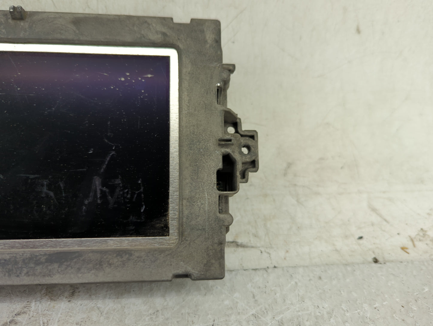 Mercedes-benz C-class Information Display Screen - Oemusedautoparts1.com