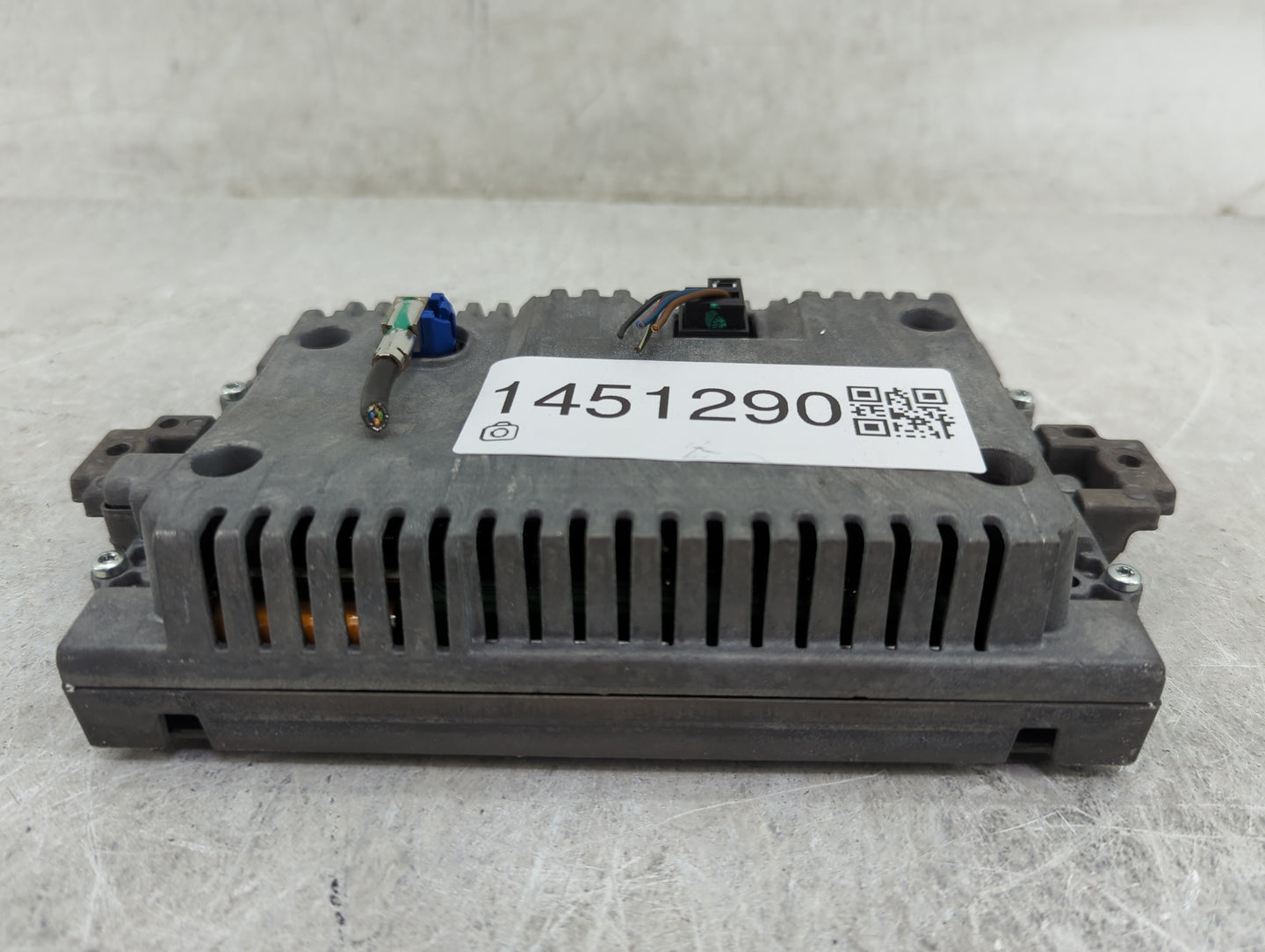 Mercedes-benz C-class Information Display Screen - Oemusedautoparts1.com