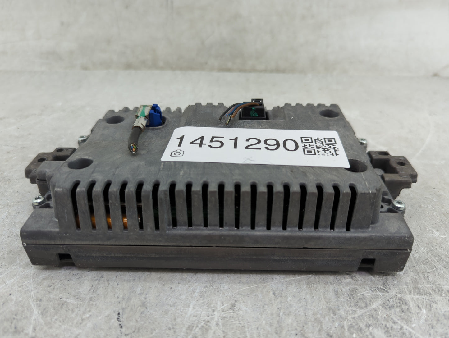 Mercedes-benz C-class Information Display Screen - Oemusedautoparts1.com