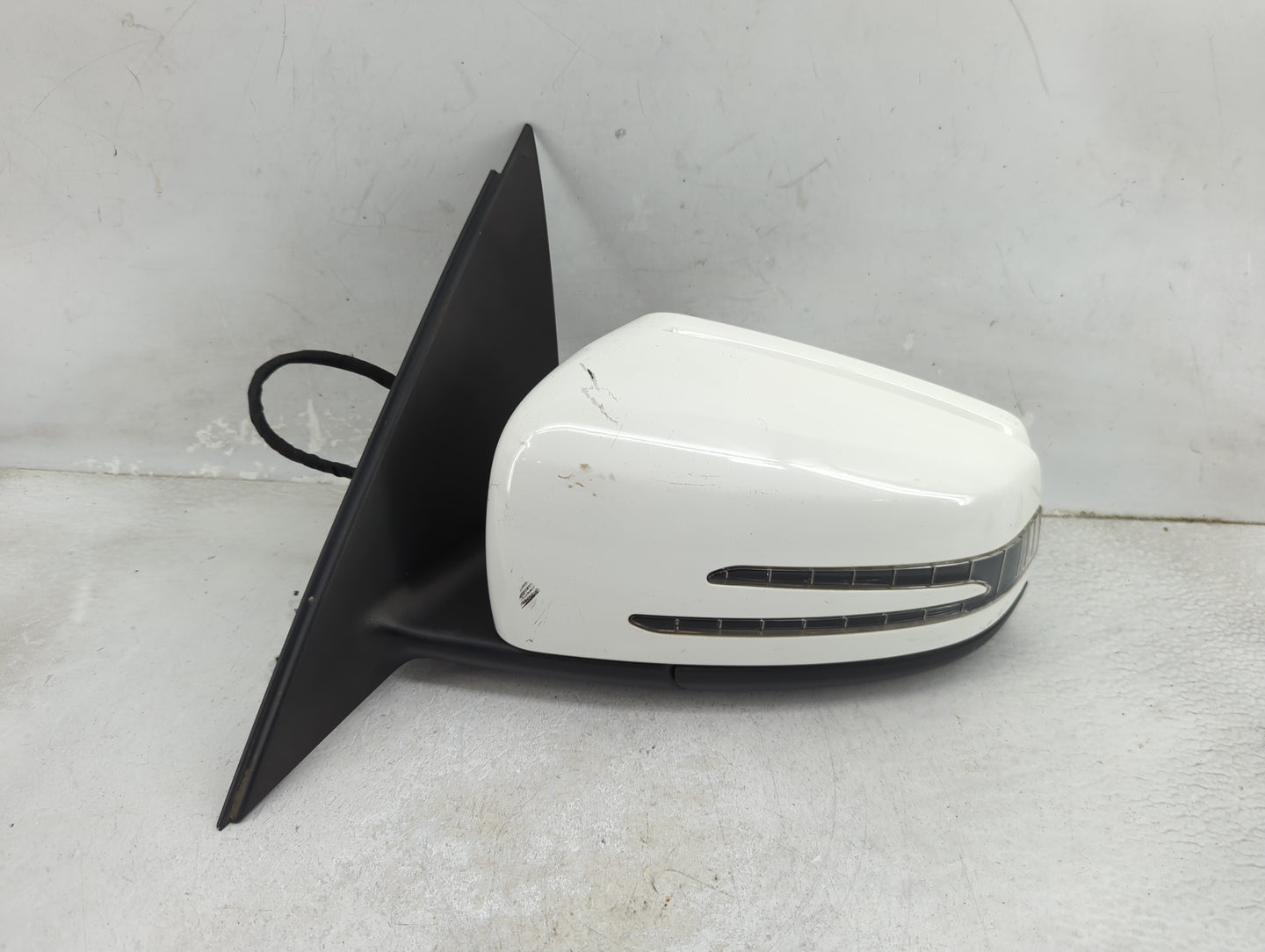 2013 Mercedes-Benz C-Class Driver Side View Mirror - Left Door Mirror OEM Used - Oemusedautoparts1.com