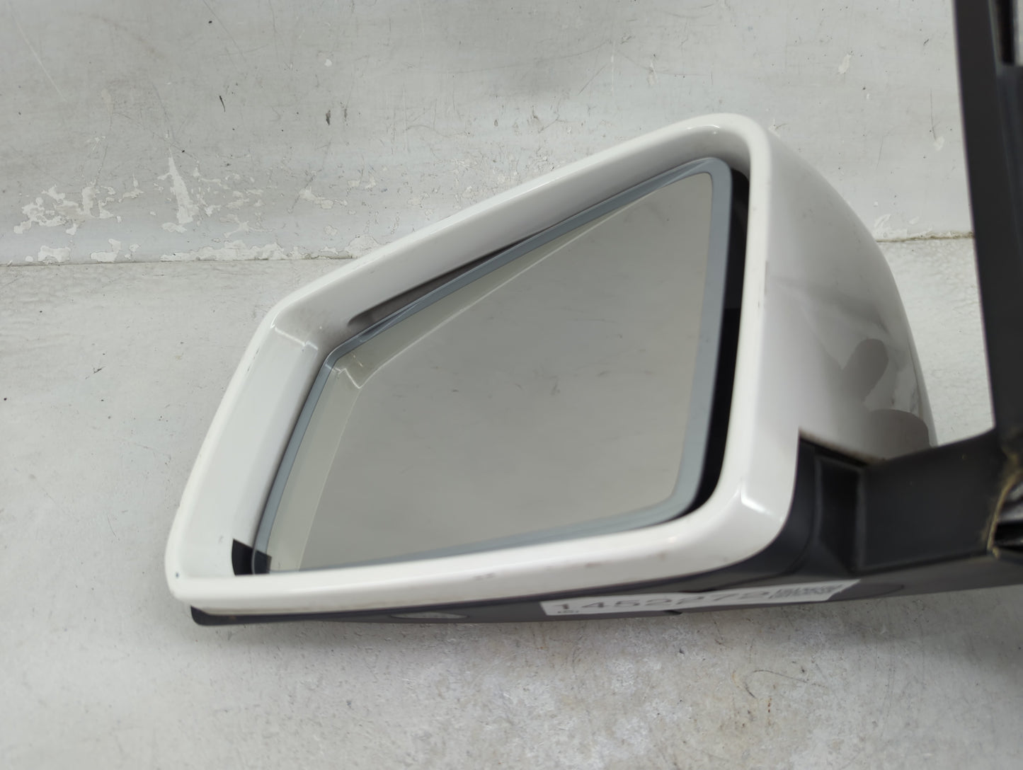 2013 Mercedes-Benz C-Class Driver Side View Mirror - Left Door Mirror OEM Used - Oemusedautoparts1.com
