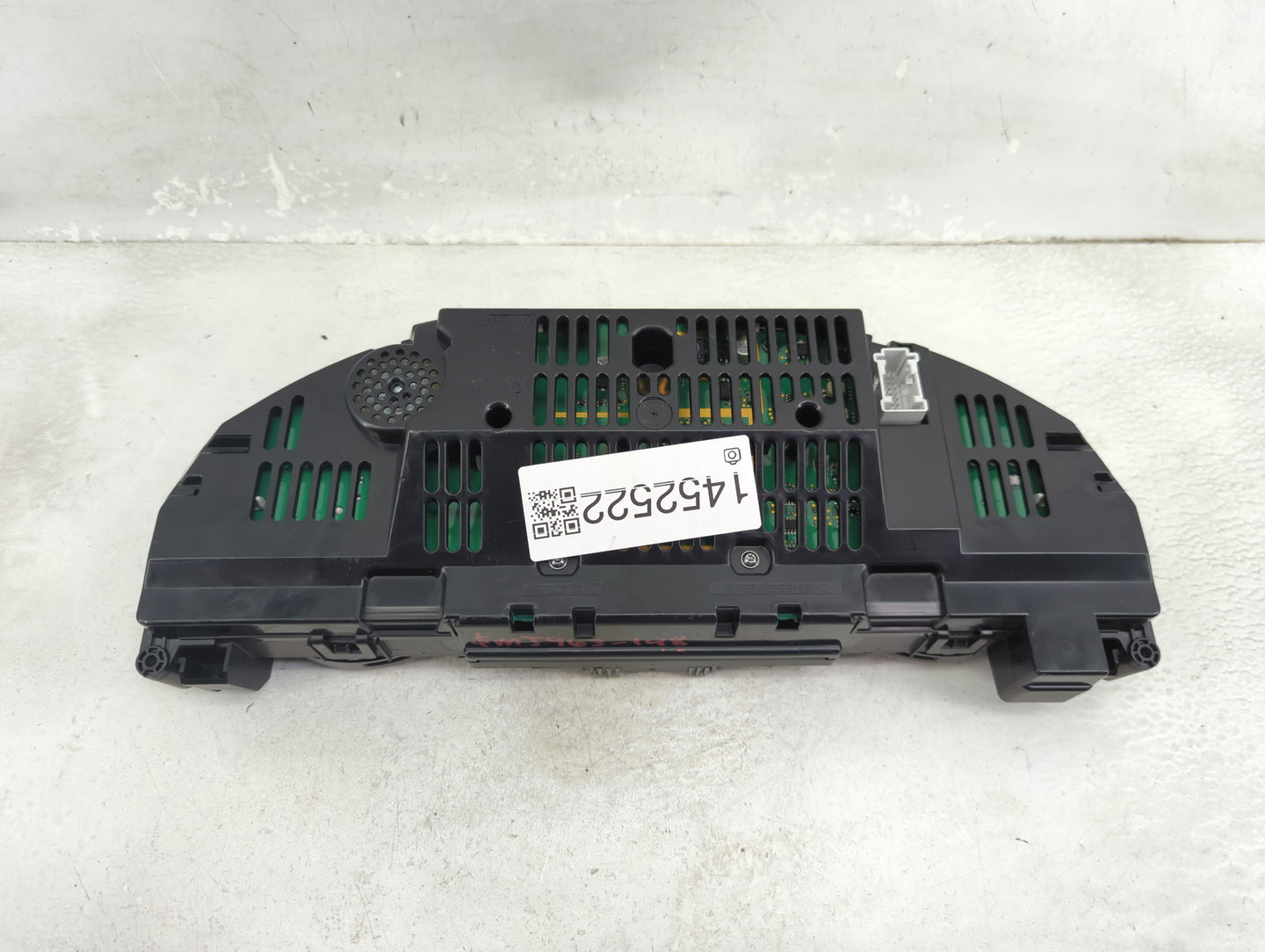 2013 Mercedes-Benz C-Class Instrument Cluster Speedometer Gauges P/N:A2C81592600 A2049004409 Miles:48K Fits OEM Used Auto Pa