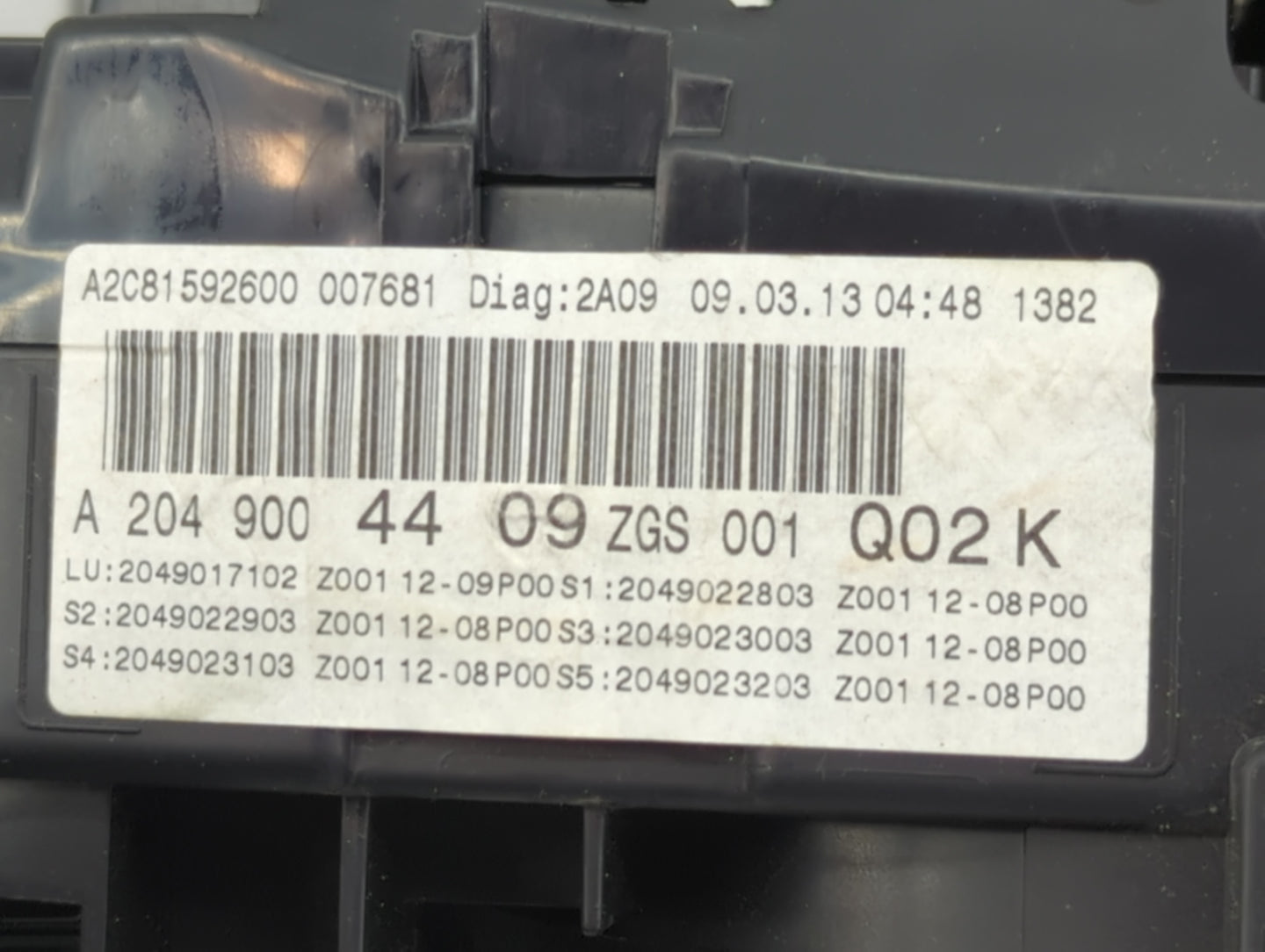 2013 Mercedes-Benz C-Class Instrument Cluster Speedometer Gauges P/N:A2C81592600 A2049004409 Miles:48K Fits OEM Used Auto Pa