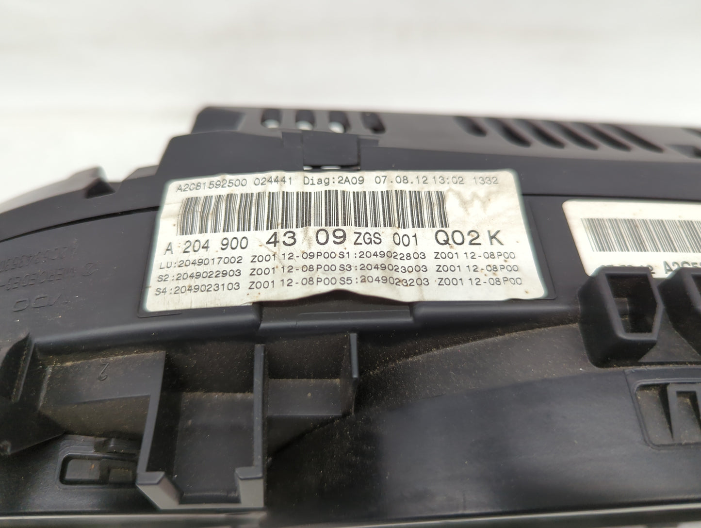 2013 Mercedes-Benz C-Class Instrument Cluster Speedometer Gauges P/N:A2049004309 A2C81592500 Fits OEM Used Auto Parts - Oemu