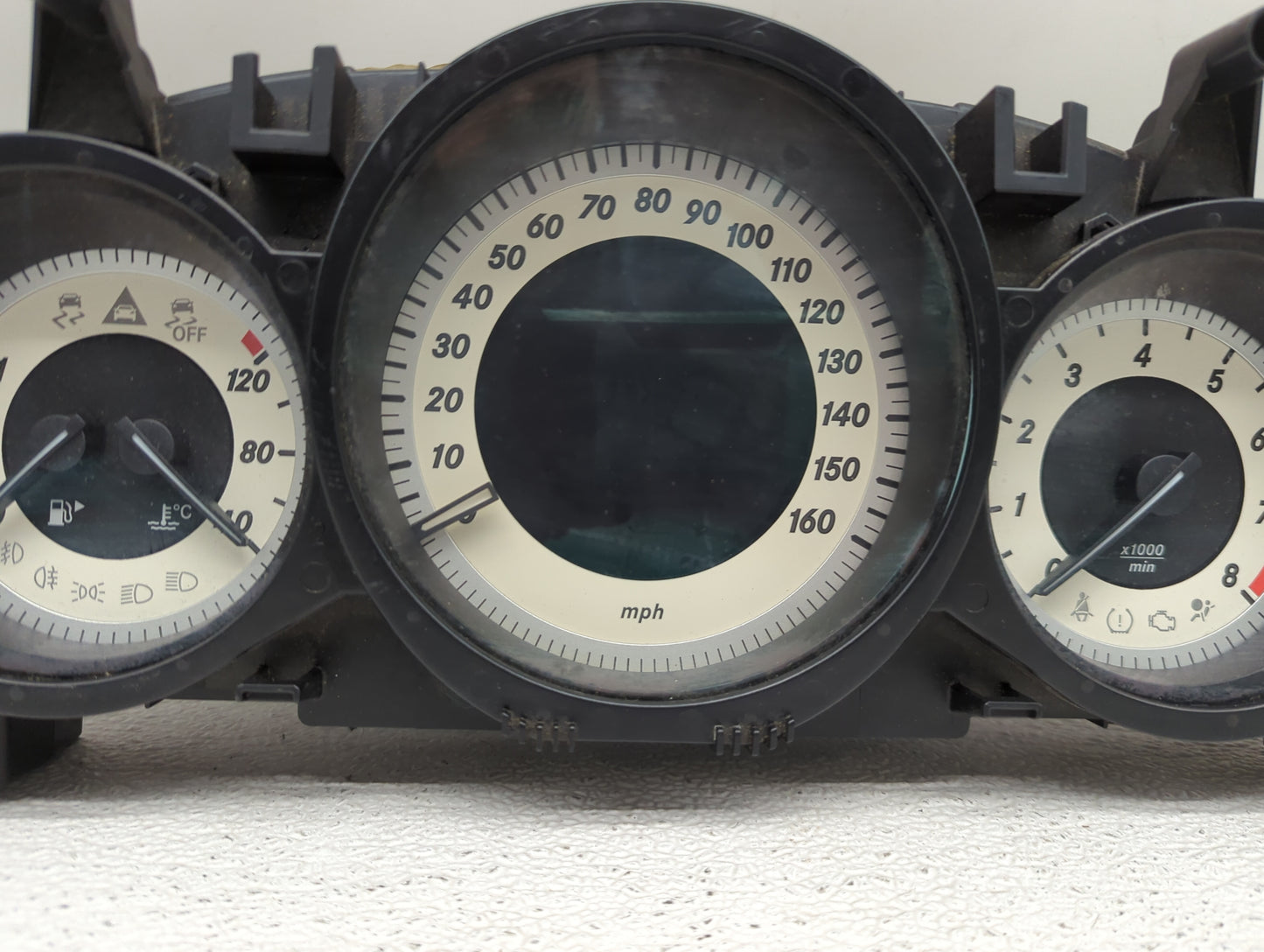 2013 Mercedes-Benz C-Class Instrument Cluster Speedometer Gauges P/N:A2C81592600 A2049004409, A2049004409 Fits OEM Used Auto