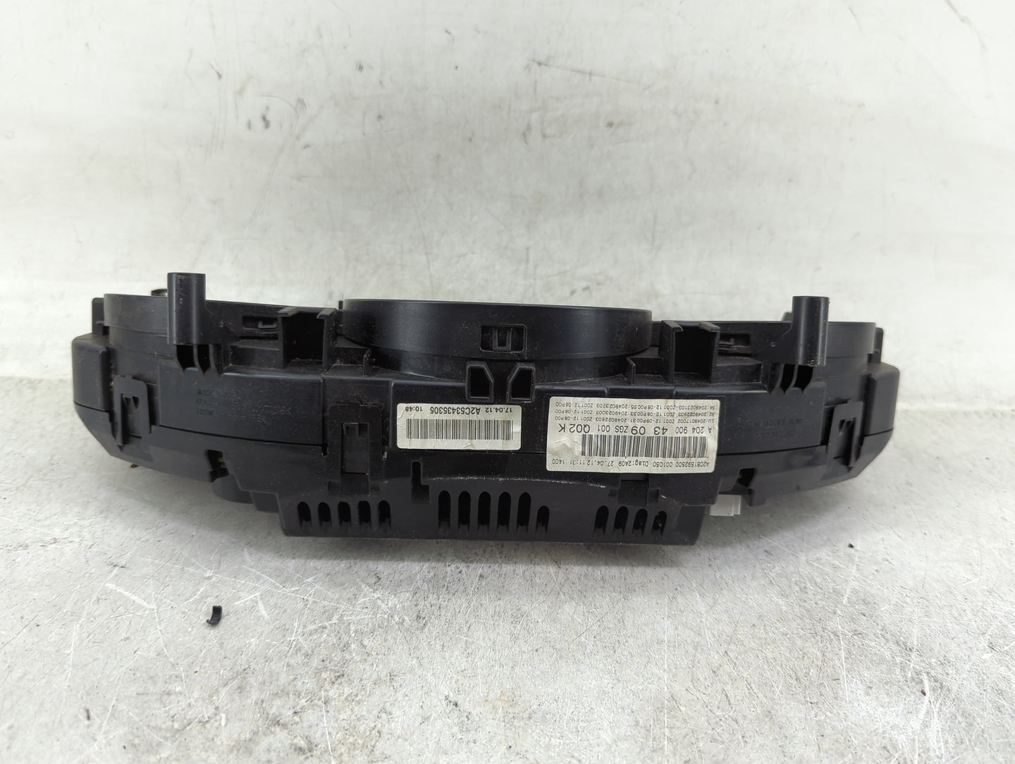 2013 Mercedes-Benz C-Class Instrument Cluster Speedometer Gauges P/N:A2C53435305 A20490004312A09, A2049004312 Miles:64K Fits